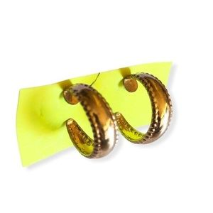 5 for $25 ❄️ Gold‎ Color Hoop Earrings Small